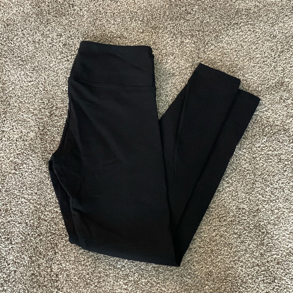 Fornia Black Leggings